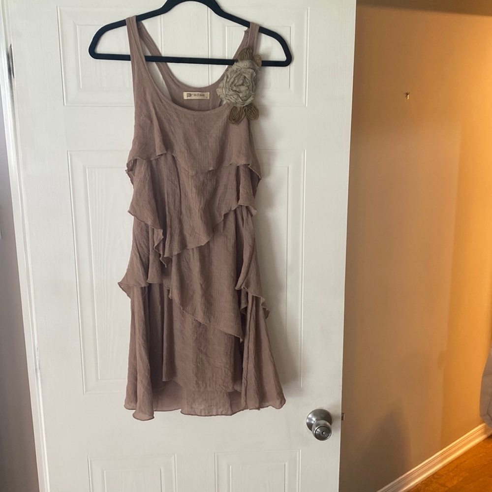 Cotton/Poly Gauze dress with flower Appliqué